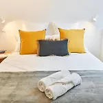 Chez Camille - Boutique Au Coeur De 3*