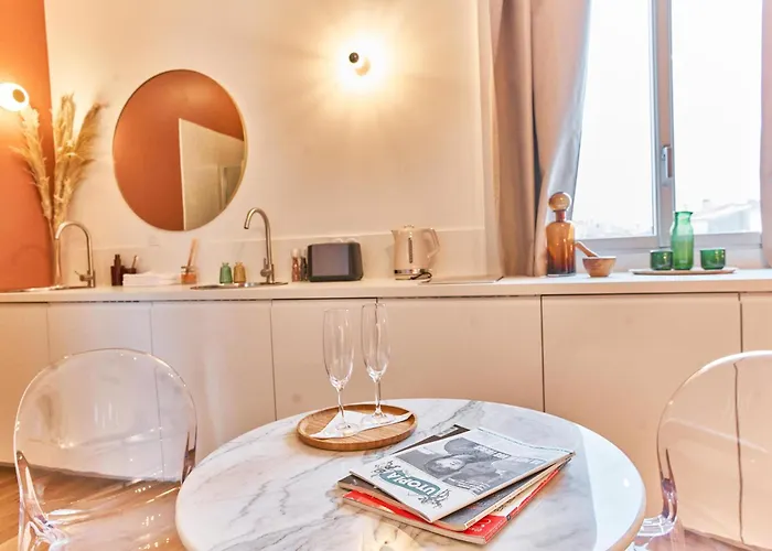 아파트호텔 Chez Camille - Boutique Au Coeur De 3*