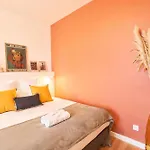Chez Camille - Boutique Au Coeur De מלון דירות 3*