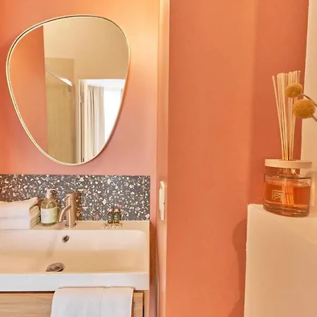 Aparthotel Chez Camille - Boutique Au Coeur De