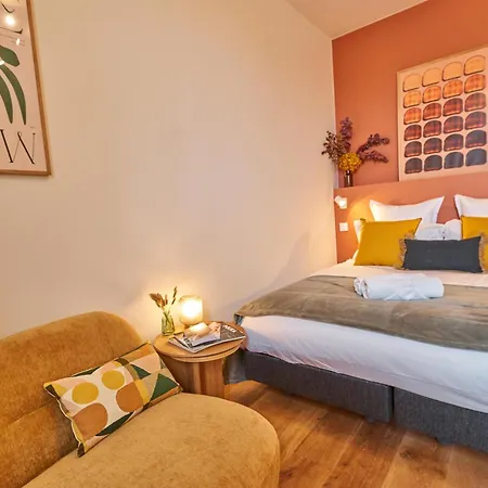 Chez Camille - Boutique Au Coeur De 3*